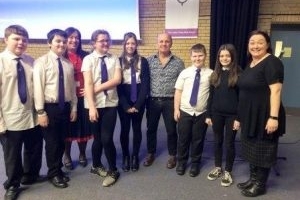 Doug Allan meets pupils