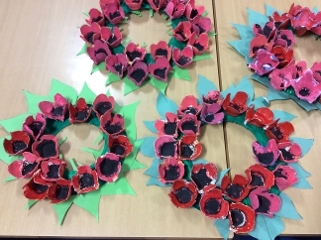 Poppy wreath 2